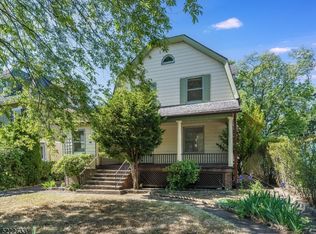 7 Gardiner Pl, Montclair, NJ 07042