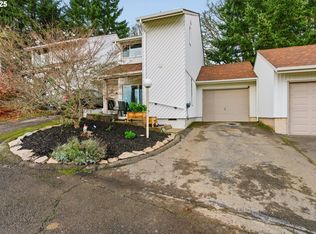 1450 SW Bridlewood Dr APT 8, Dallas, OR 97338