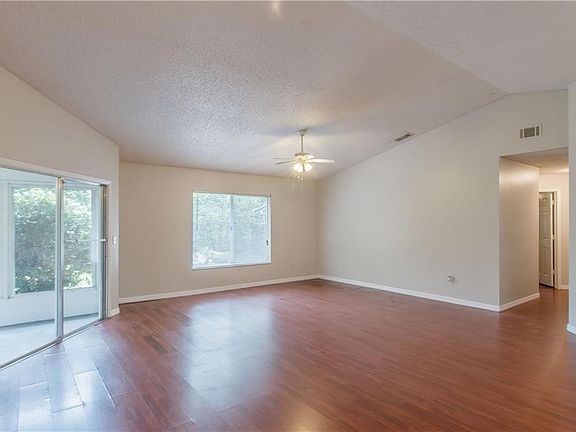 4th image of 3116 Nicker Bean St