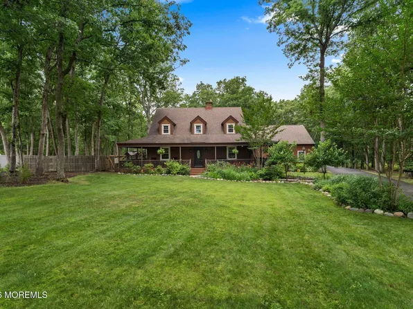 16 Dunhill Road, Jackson, NJ 08527