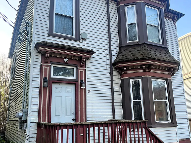 89 Fairbanks St #4 — Photo 12