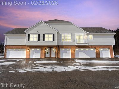 636 Olde English Cir, Howell, MI, 48855