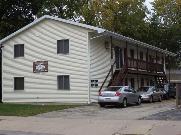728 Wisconsin St, Oshkosh, WI 54901