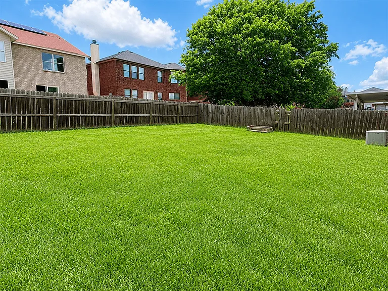 7334 Daulton Rdg — Photo 15