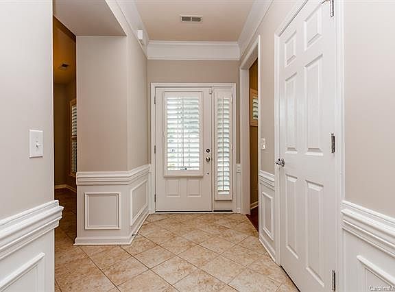 4th image of 5005 Wolverine Ln