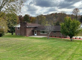 2632 Us Route 60, Hurricane, WV 25526