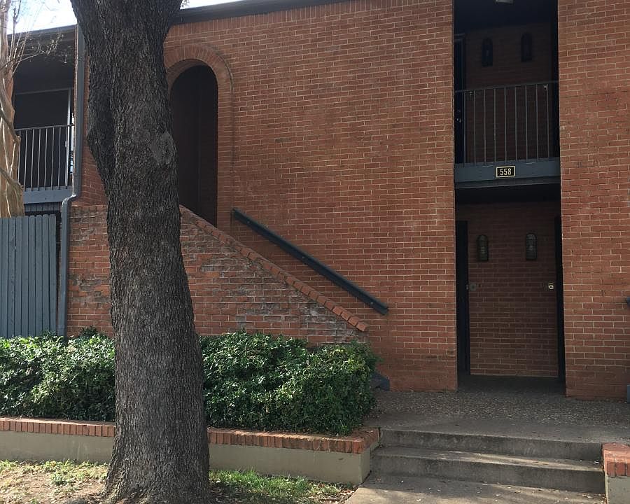 1st image of 558 E Avenue J APT C