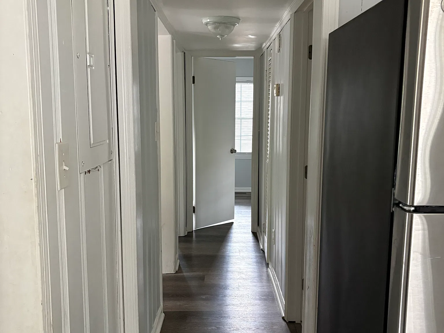 2 bed, 850 sqft, $1,349 — Photo 3