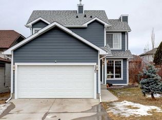 135 E Coverdale Ct NE, Calgary, AB T3K 4J7