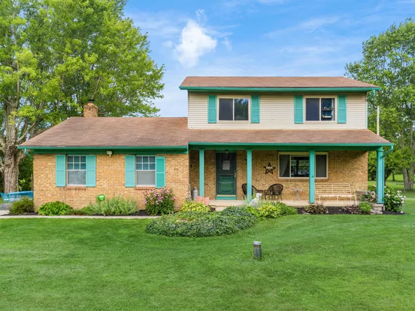 168 Meadow Dr SW, Pataskala, OH 43062