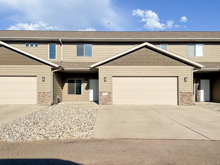 Tanner Court Estates -3 bed units townhouses in Tea, SD! — Photo 50