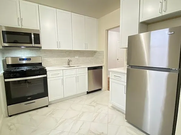 63-11 Queens Blvd #E4, Woodside, NY 11377
