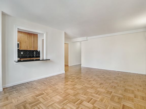 2nd image of 355 E 72nd St APT 10A