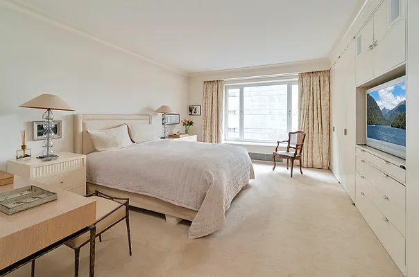 Sold by Stribling | media 9