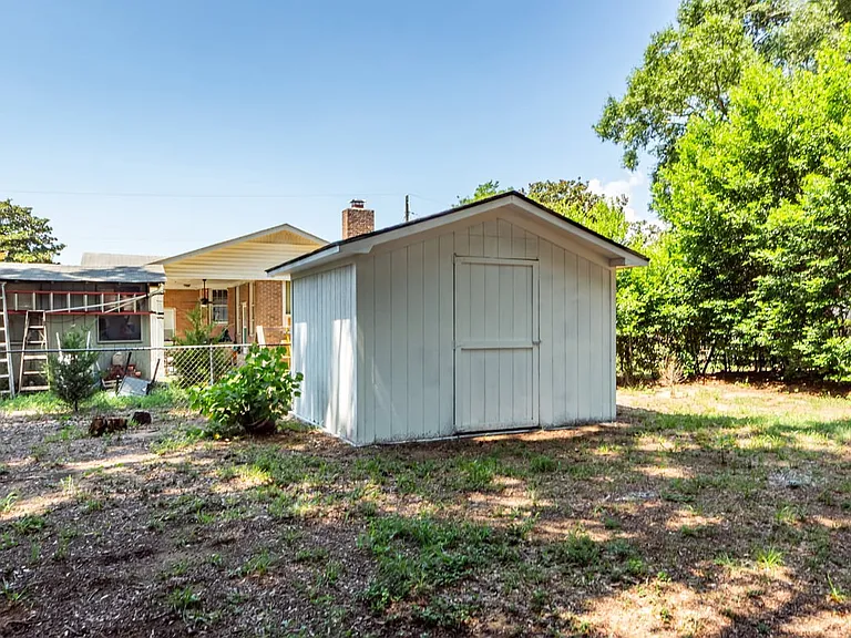 765 Leafwood Rd — Photo 83