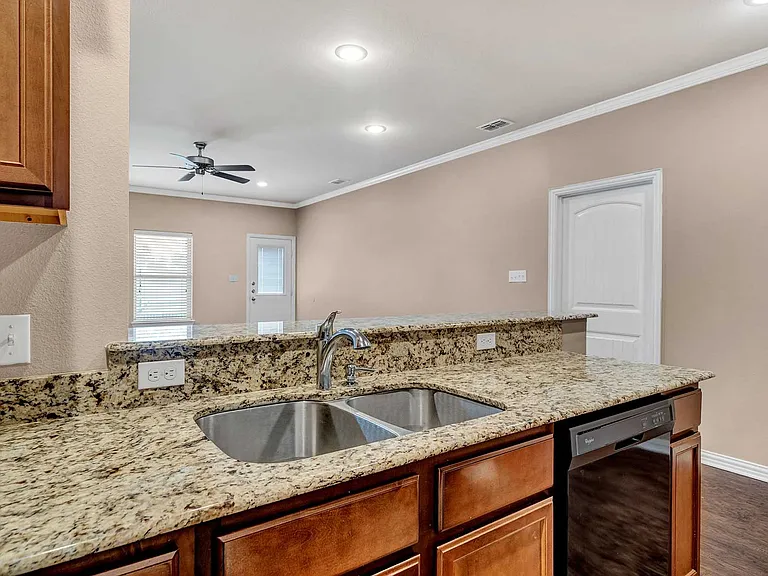 Kara Lynn Place Luxury Homes- ASK ABOUT OUR SPRING MOVE-IN SPECIAL TODAY! — Photo 32