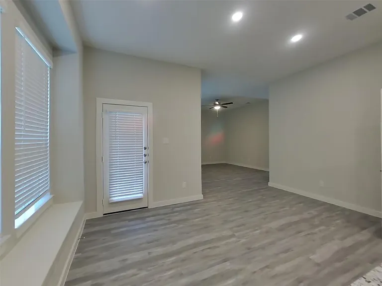 22706 Terrazzo Dr — Photo 3