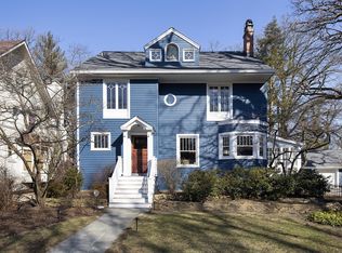 2215 Lincoln St, Evanston, IL 60201