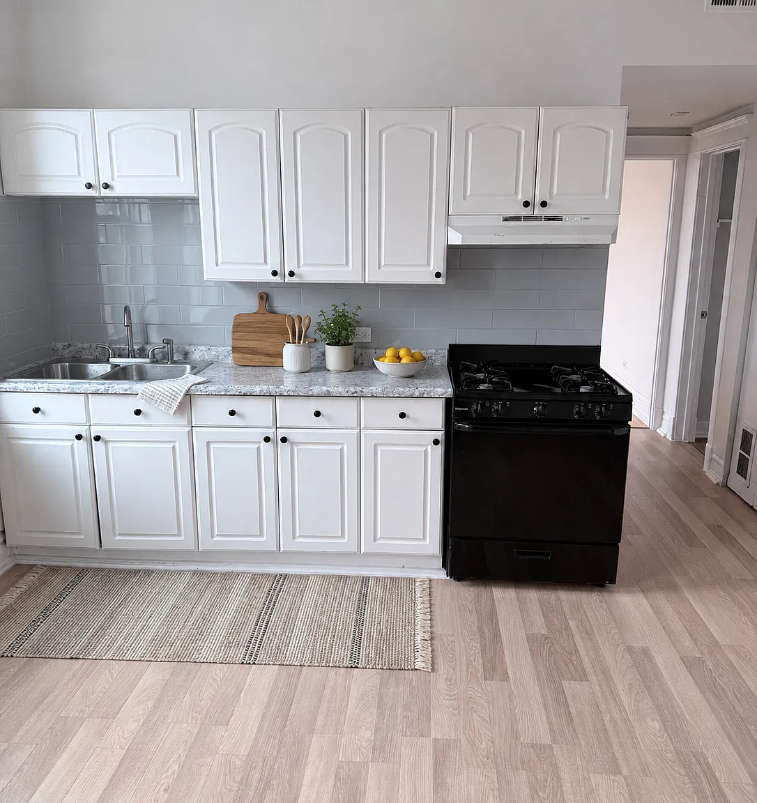 2553 S Troy St — Photo 1