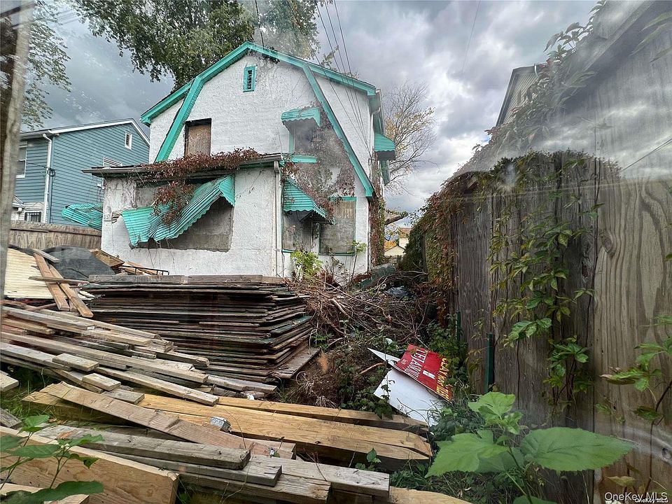 1st image of 12117 196th Street
