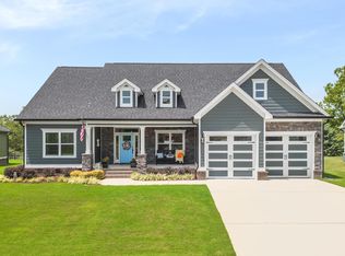 8415 Skybrook Dr, Ooltewah, TN 37363