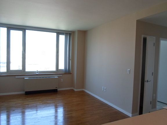 3rd image of 635 W 42nd St APT 10B