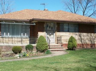 6022 Hollywood Dr, Parma, OH 44129