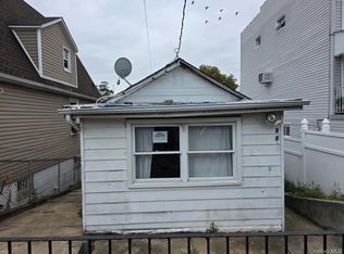815 Swinton Ave, Bronx, NY 10465