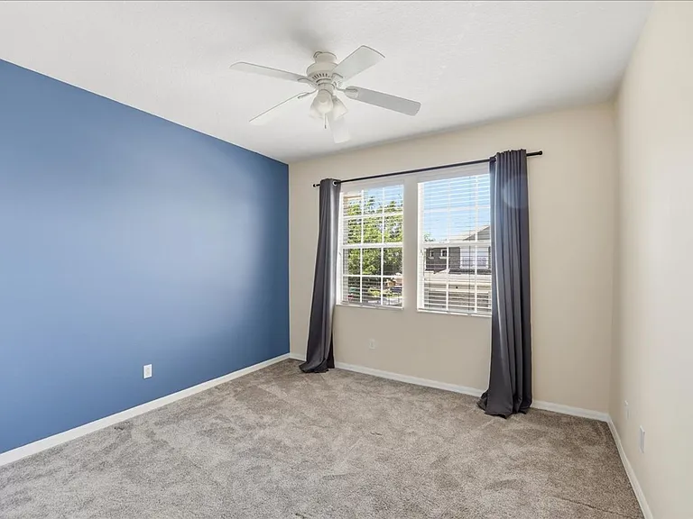 5427 Leighton Ln — Photo 12