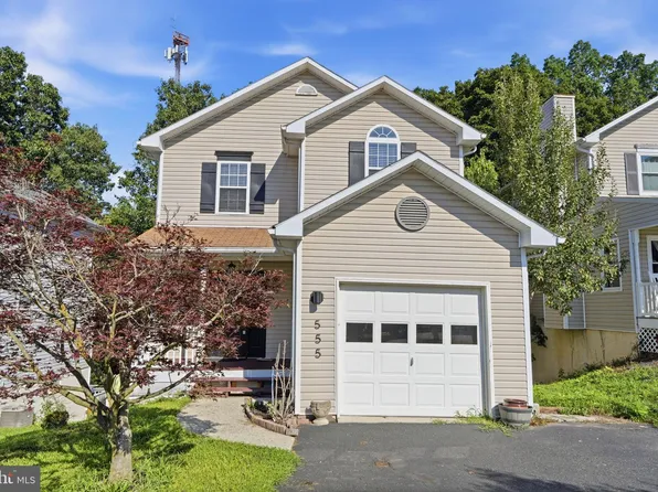 555 Upland St, Pottstown, PA 19464