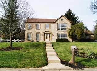 4983 Cinnamon Dr, Cincinnati, OH 45244