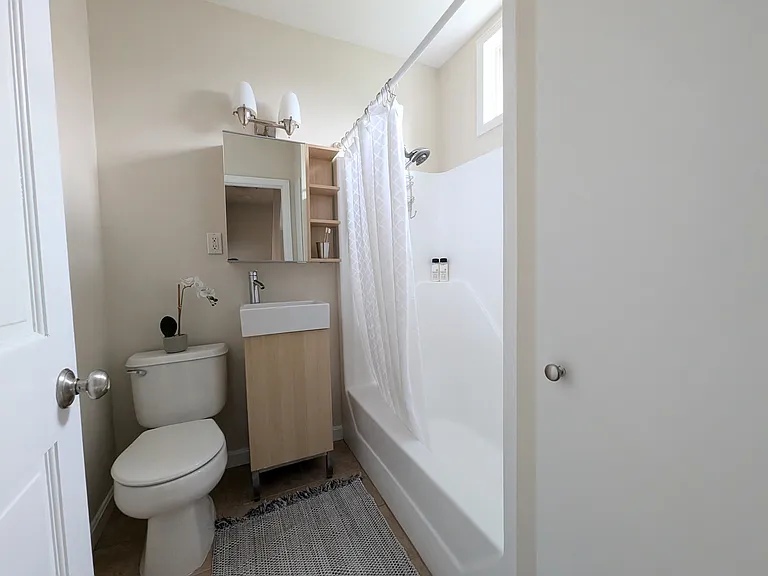 106 Franklin St — Photo 22