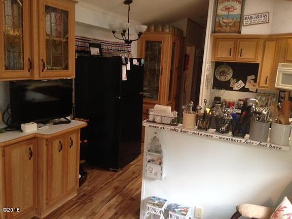4th image of 3700 N Highway 101 Unit 1
