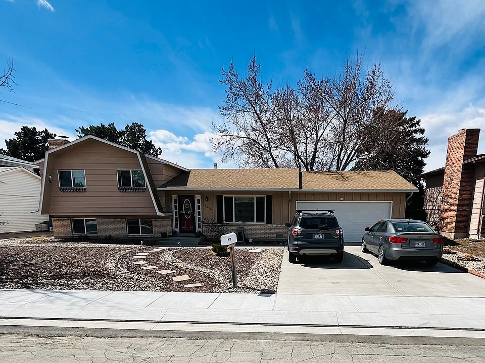1st image of 4636 El Camino Dr