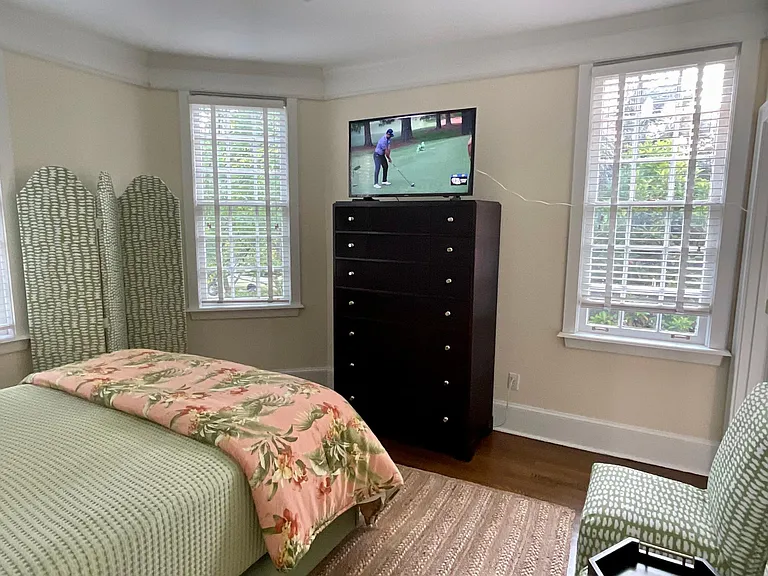 2549 Walton Way #H4 — Photo 9