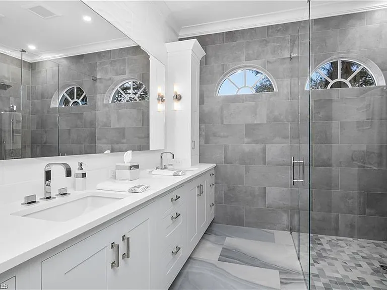 8967 Lely Island Cir — Photo 32