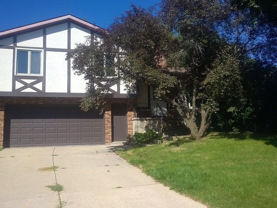 1st image of 7202 Branford Ln E