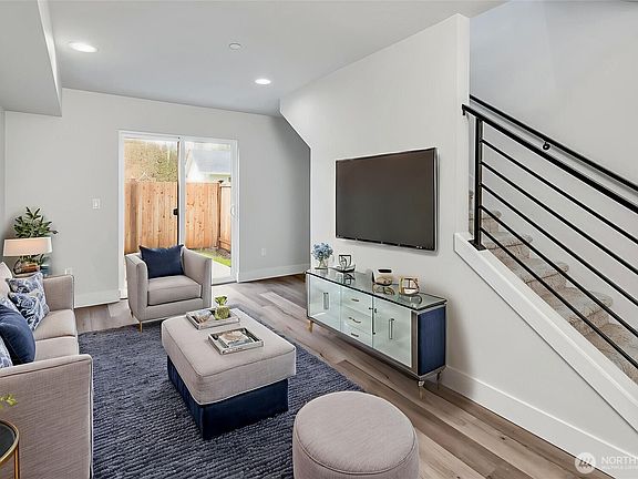 2nd image of 1520 243rd Place SW #B