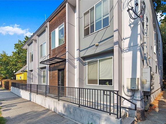 5th image of 2608 S Lane St