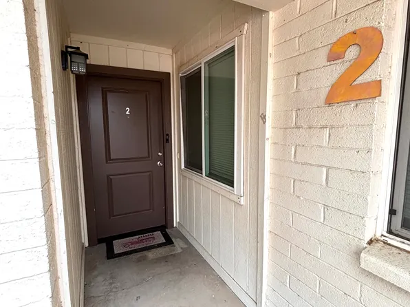 4657 E Caballero St APT 2, Mesa, AZ 85205