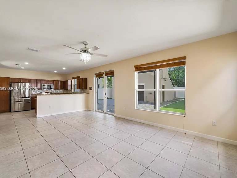 16946 SW 90th Terrace Cir — Photo 12