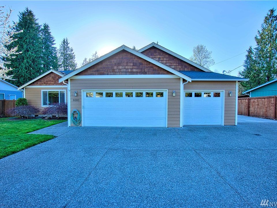 1st image of 9501 208th Ave E