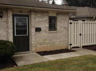 349 Valleybrook Dr, Lancaster, PA 17601