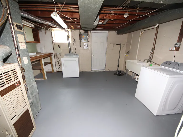 7517 School Ave — Photo 23