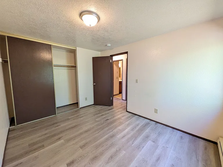 Chelsea Manor Apartments — Photo 70