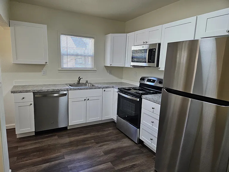 6426 S Puget Sound Ave — Photo 2