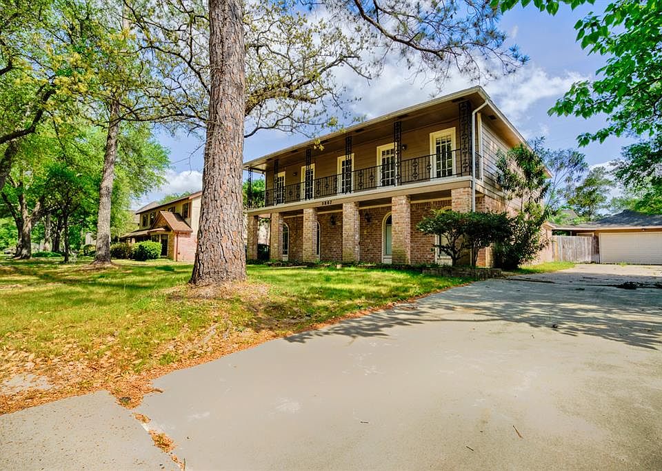 1st image of 5807 Spanish Oak Dr