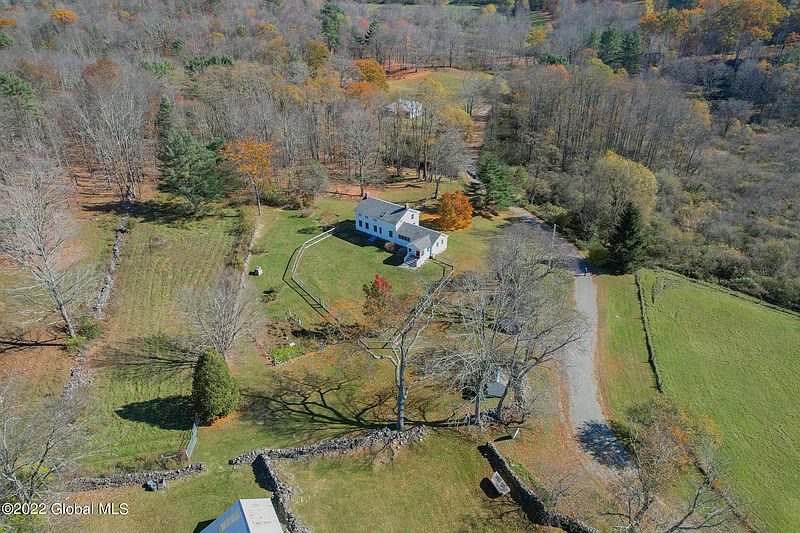 3rd image of 40 Little Lane