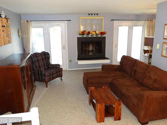 3rd image of 1056A Mycroft Ct