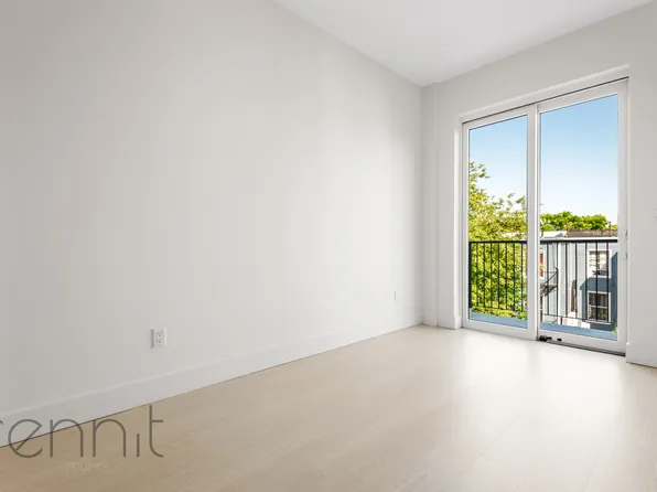 1038 Jefferson Avenue image 8 of 22